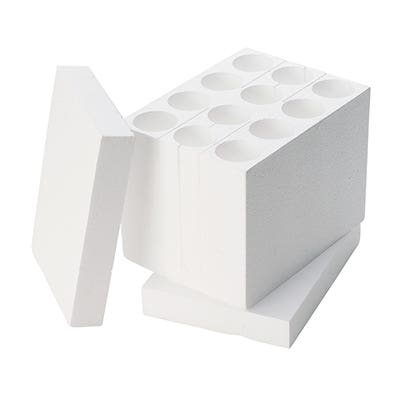 Wine bottle shipping box with polystyrene protection