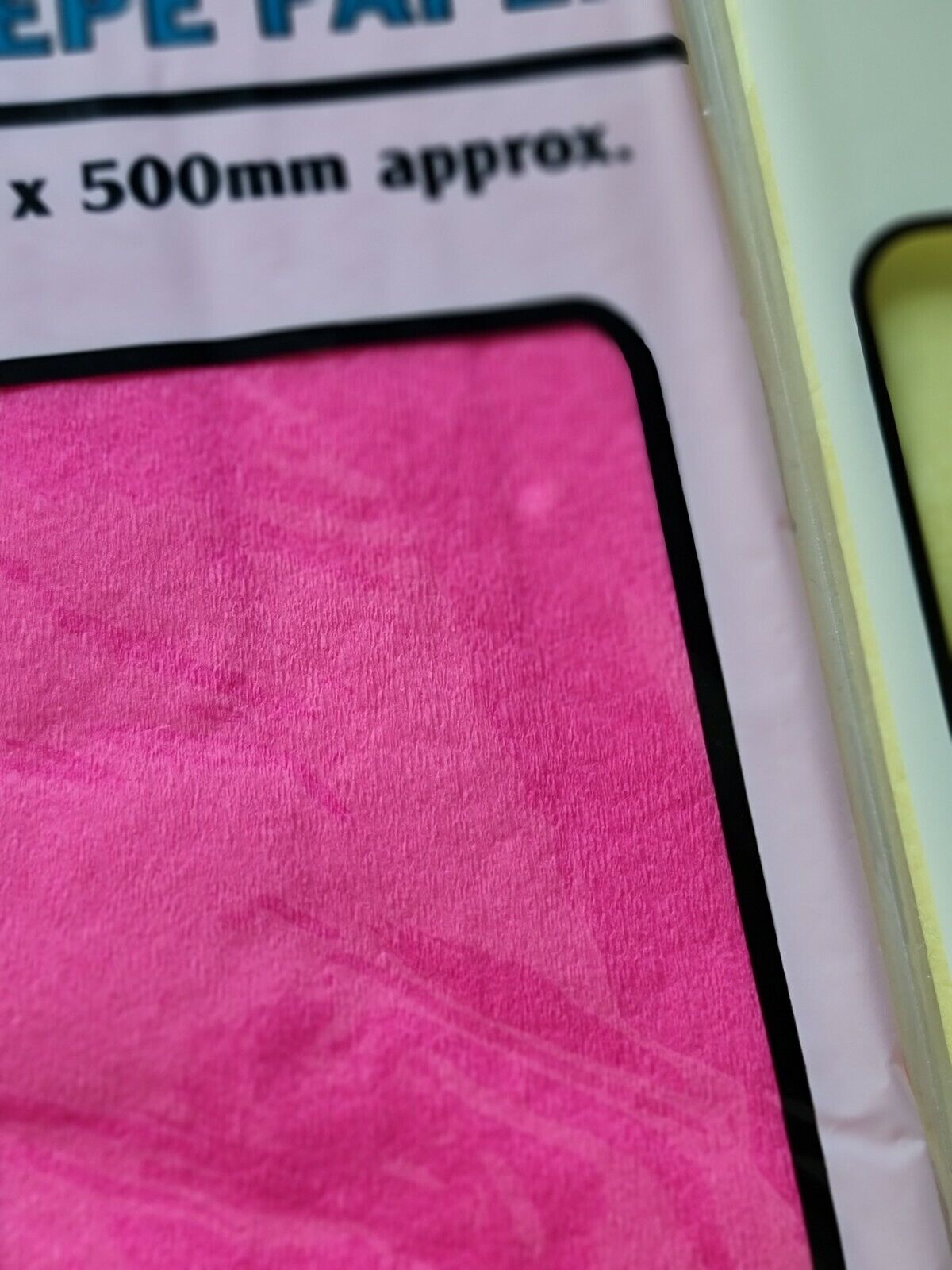 Premium crepe paper roll pink or yellow